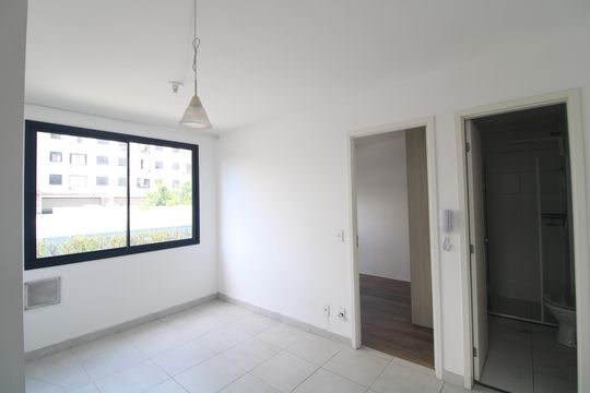 Sala de apartamento para alugar com 2 quartos, 34m² em Jurubatuba, São Paulo