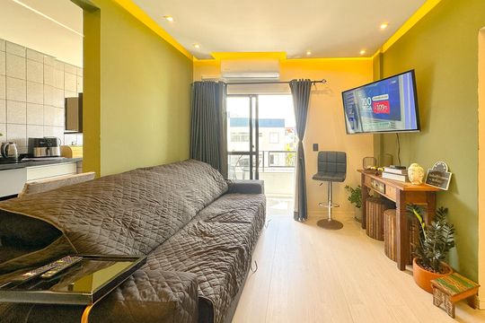 Sala de TV de apartamento para alugar com 2 quartos, 72m² em Ingleses do Rio Vermelho, Florianópolis