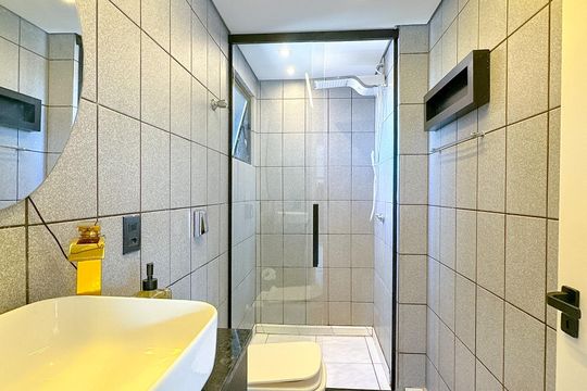 Banheiro social de apartamento para alugar com 2 quartos, 72m² em Ingleses do Rio Vermelho, Florianópolis