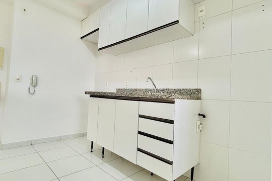 Cozinha de apartamento à venda com 2 quartos, 61m² em Melville Empresarial I E Ii, Barueri