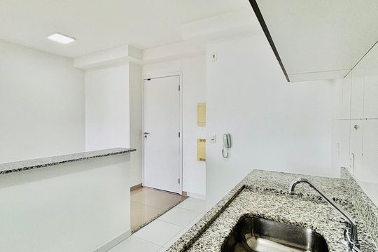 Cozinha de apartamento à venda com 2 quartos, 61m² em Melville Empresarial I E Ii, Barueri