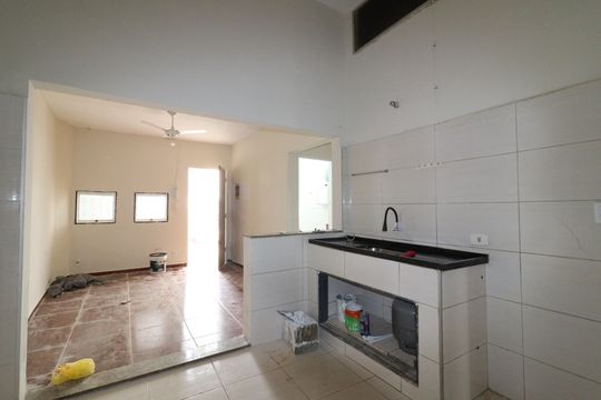 Sala/Cozinha de casa para alugar com 2 quartos, 60m² em Vila Lídia, Campinas
