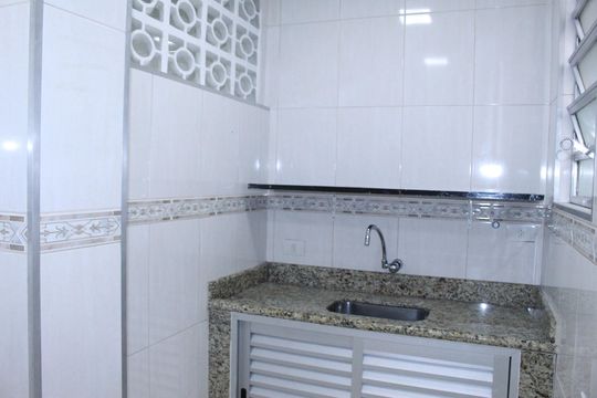 Cozinha de kitnet/studio para alugar com 1 quarto, 34m² em Santa Ifigênia, São Paulo