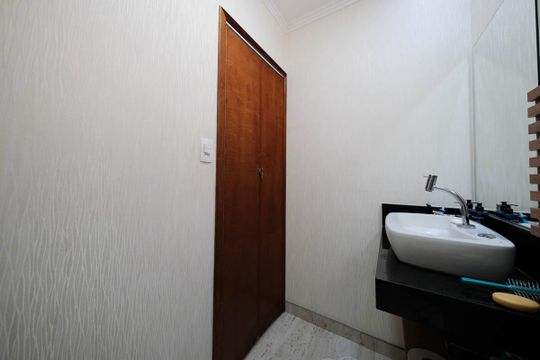 Banheiro 2 de casa à venda com 3 quartos, 150m² em  Eng. Goulart, São Paulo