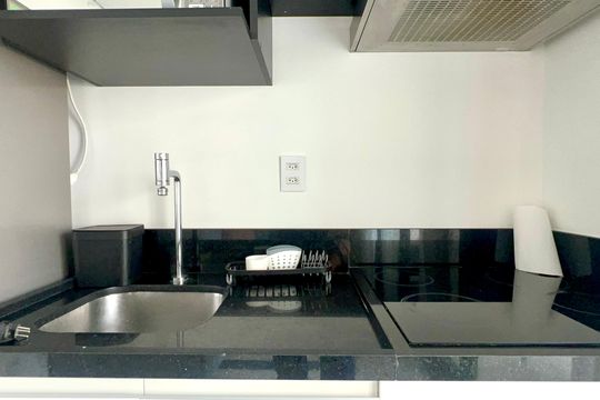 Cozinha de kitnet/studio para alugar com 1 quarto, 29m² em Pinheiros, São Paulo