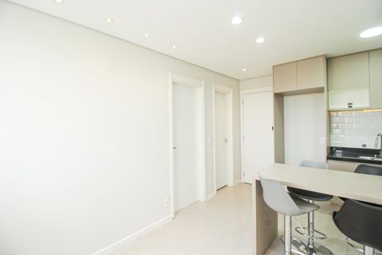 Sala/Cozinha de apartamento à venda com 2 quartos, 34m² em Lapa, São Paulo
