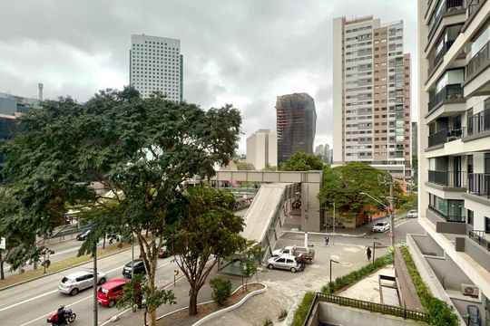 Varanda de kitnet/studio à venda com 1 quarto, 25m² em Pinheiros, São Paulo