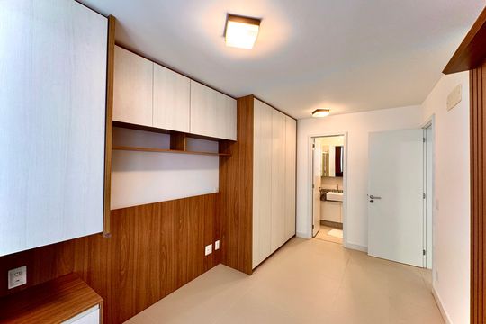 Suíte de apartamento para alugar com 2 quartos, 73m² em Botafogo, Rio de Janeiro