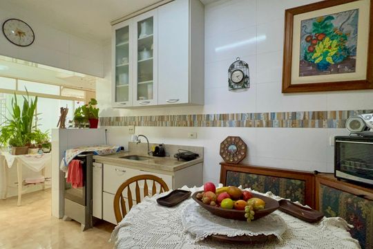 Cozinha de apartamento à venda com 2 quartos, 97m² em Jardim Paulista, São Paulo