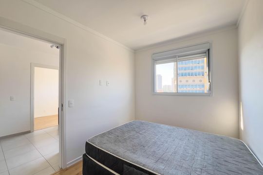 Quarto 1 de apartamento para alugar com 2 quartos, 39m² em Cambuci, São Paulo
