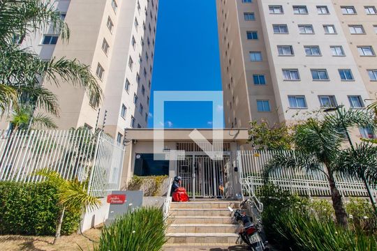 Fachada de apartamento para alugar com 2 quartos, 26m² em Jardim Planalto, São Paulo