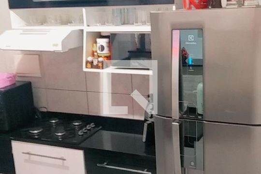 Apartamento para alugar com 2 quartos, 45m² em Jardim Riacho das Pedras, Contagem