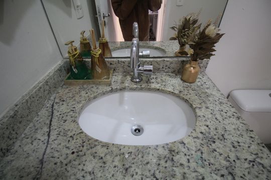 Lavabo de apartamento à venda com 2 quartos, 69m² em Vila Andrade, São Paulo