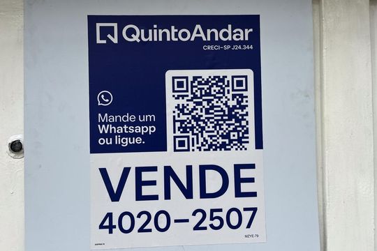 Plaquinha de casa à venda com 2 quartos, 80m² em Jardim Eliane, São Paulo