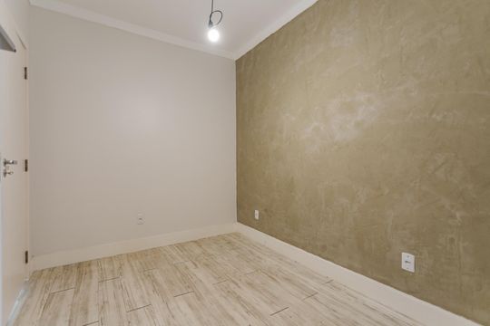 Quarto 1 de casa de condomínio à venda com 3 quartos, 138m² em Passo das Pedras, Porto Alegre