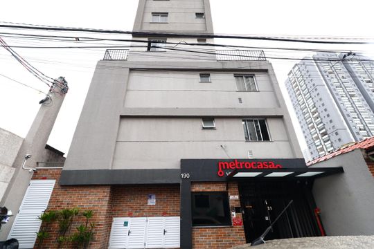 Fachada de apartamento à venda com 1 quarto, 27m² em Vila Esperança, São Paulo