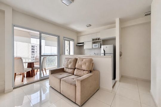 Apartamento para alugar com 2 quartos, 63m² em Alphaville Empresarial, Barueri