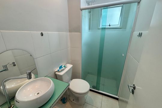 Banheiro de apartamento para alugar com 2 quartos, 42m² em Vila Talarico, São Paulo