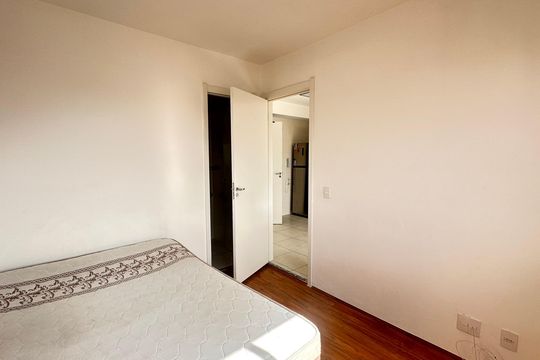 Quarto de apartamento à venda com 1 quarto, 29m² em Jardim Mirante, São Paulo