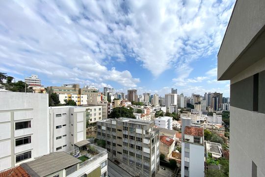 Vista de apartamento à venda com 2 quartos, 125m² em Serra, Belo Horizonte