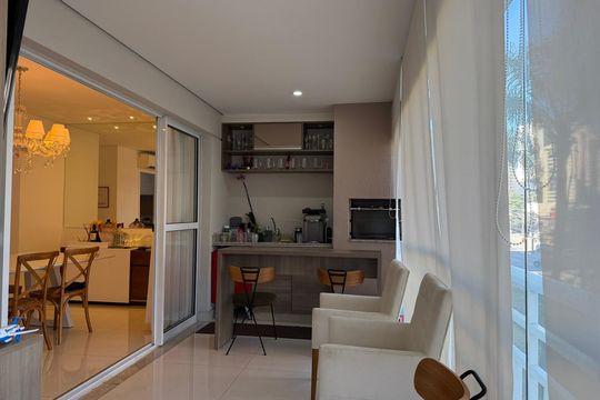 Apartamento à venda com 2 quartos, 96m² em Jardim Vazani, São Paulo
