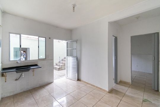 Casa para alugar com 1 quarto, 30m² em Jabaquara, São Paulo
