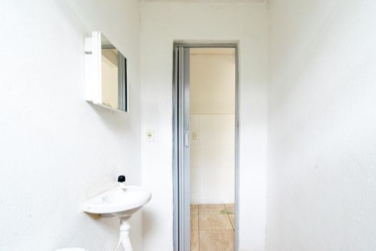 Banheiro  de casa para alugar com 1 quarto, 30m² em Jabaquara, São Paulo