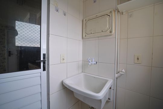 Área de serviço de apartamento à venda com 2 quartos, 47m² em Parque Paineiras, São Paulo