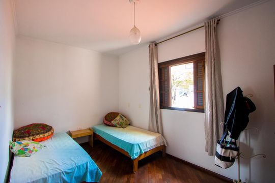 Quarto 3 de casa à venda com 3 quartos, 157m² em Vila Bastos, Santo André