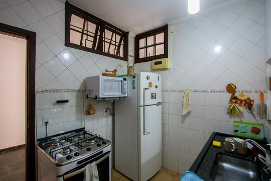 Cozinha de casa à venda com 3 quartos, 157m² em Vila Bastos, Santo André