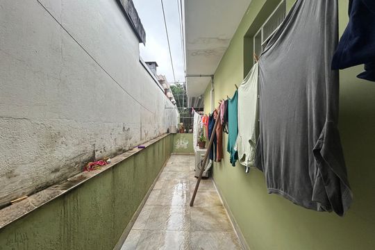 Área comum de casa à venda com 5 quartos, 275m² em Piqueri, São Paulo