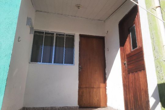 Casa para alugar com 1 quarto, 42m² em Jardim Veronia, São Paulo