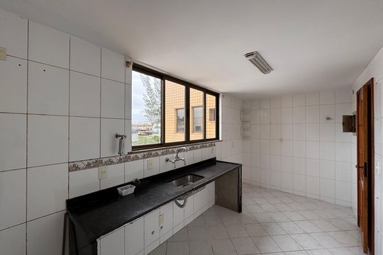 Cozinha de apartamento para alugar com 3 quartos, 190m² em Recreio dos Bandeirantes, Rio de Janeiro