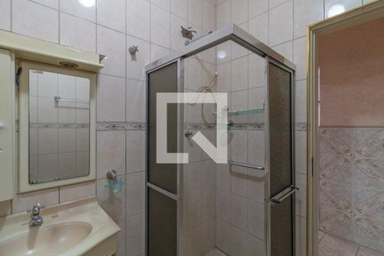 Casa à venda com 1 quarto, 99m² em Jardim Adélia, São Paulo