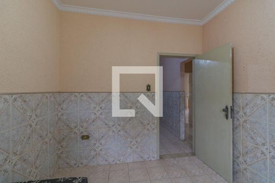 Casa à venda com 1 quarto, 99m² em Jardim Adélia, São Paulo