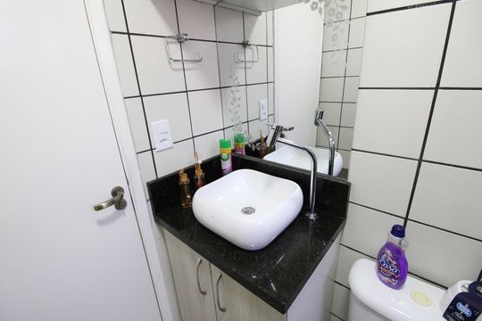 Banheiro de apartamento à venda com 2 quartos, 50m² em Jardim Norma, São Paulo