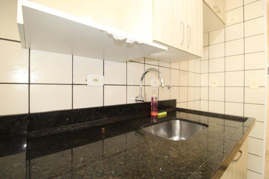 Cozinha de apartamento à venda com 2 quartos, 50m² em Jardim Norma, São Paulo