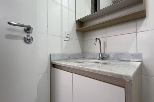Banheiro da Suíte de apartamento à venda com 2 quartos, 60m² em Picanço, Guarulhos