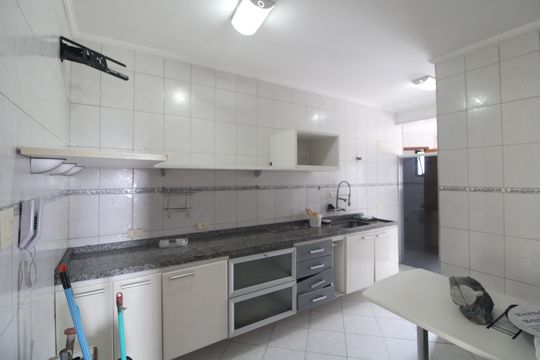 Cozinha de apartamento para alugar com 4 quartos, 149m² em Vila do Castelo, São Paulo