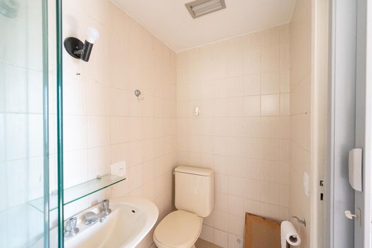 Banheiro da Suíte de apartamento à venda com 3 quartos, 80m² em Vila Clementino, São Paulo