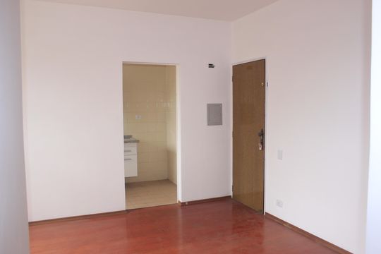 Sala de apartamento para alugar com 2 quartos, 55m² em Picanço, Guarulhos