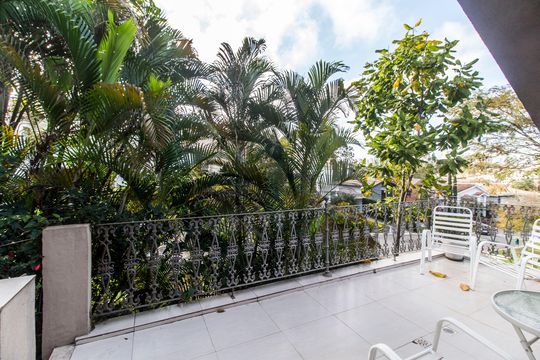 Varanda do Escritório de casa de condomínio à venda com 4 quartos, 380m² em Alphaville, Santana de Parnaíba
