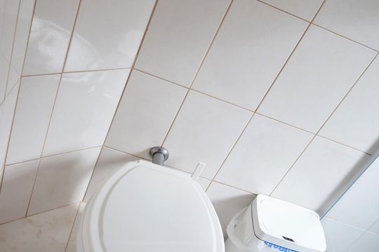 Banheiro de apartamento para alugar com 2 quartos, 60m² em Pinheiros, São Paulo