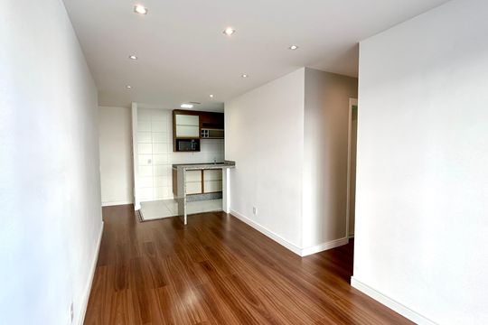 Sala de apartamento à venda com 3 quartos, 75m² em Picanço, Guarulhos