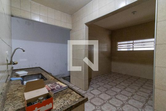 Casa à venda com 3 quartos, 170m² em Vila Trinta E Um de Março, Campinas