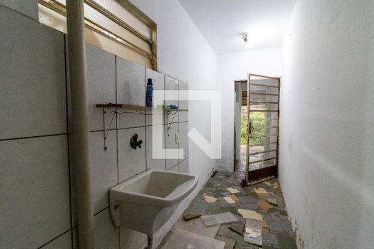 Casa à venda com 3 quartos, 170m² em Vila Trinta E Um de Março, Campinas