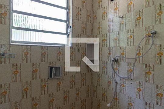 Casa para alugar com 3 quartos, 310m² em Vila Guilhermina, São Paulo