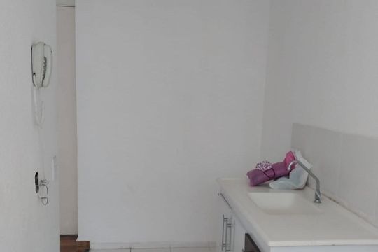Cozinha de apartamento à venda com 1 quarto, 42m² em Jardim Boa Vista (zona Oeste), Osasco