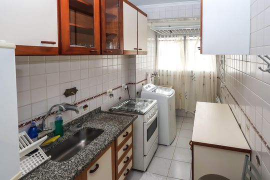 Cozinha de kitnet/studio para alugar com 1 quarto, 27m² em Vila Mariana, São Paulo