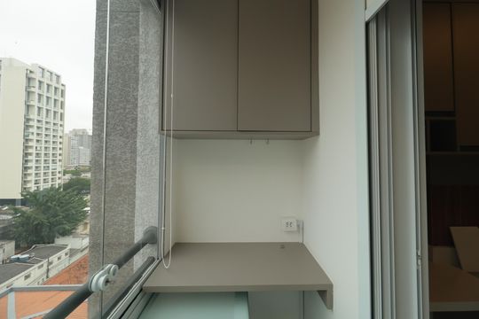 Varanda de kitnet/studio à venda com 1 quarto, 32m² em Vila Mariana, São Paulo